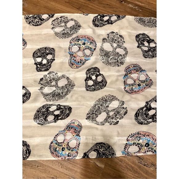 Pier 1 Sugar Skull Halloween Autumn Lightweight Tassle Scarf with Sparkle Glitte - Picture 14 of 16